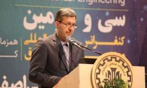 ۱۷۱۸۶۴۶۶۱_۴۴۸۳۲۵